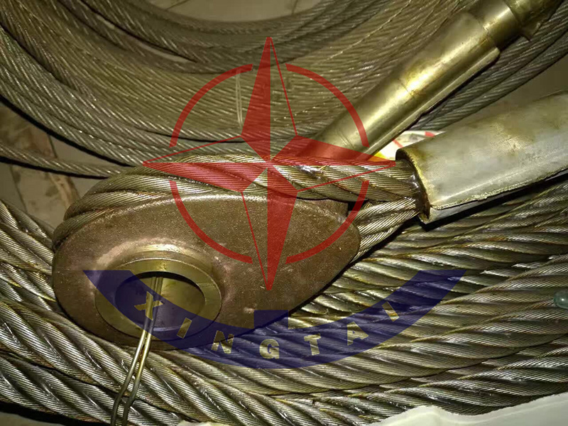 鋼絲繩壓套機(jī)